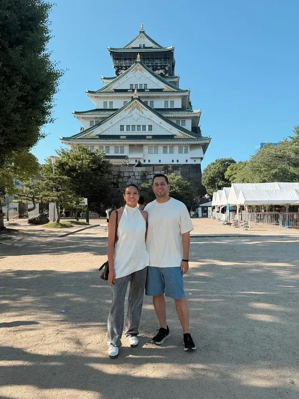 Osaka Castle visitor photo 5